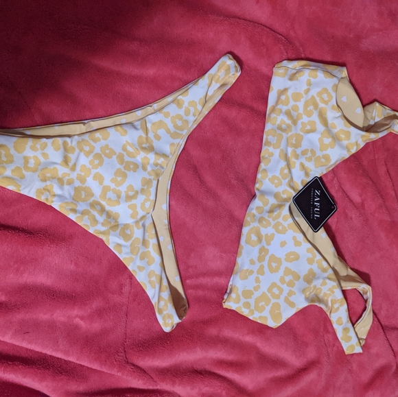Yellow Reversible Bikini - Picture 2 of 3